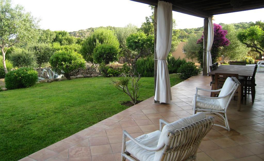 Vila Le Tre Pietre Baia Sardinia Exteriér fotografie