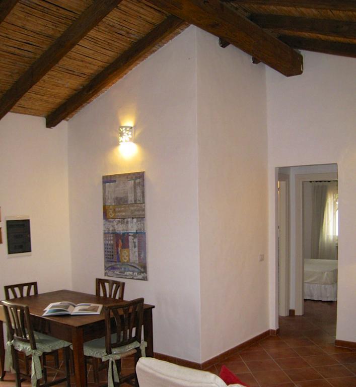 Vila Le Tre Pietre Baia Sardinia Exteriér fotografie