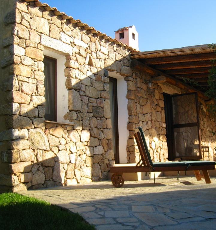 Vila Le Tre Pietre Baia Sardinia Exteriér fotografie